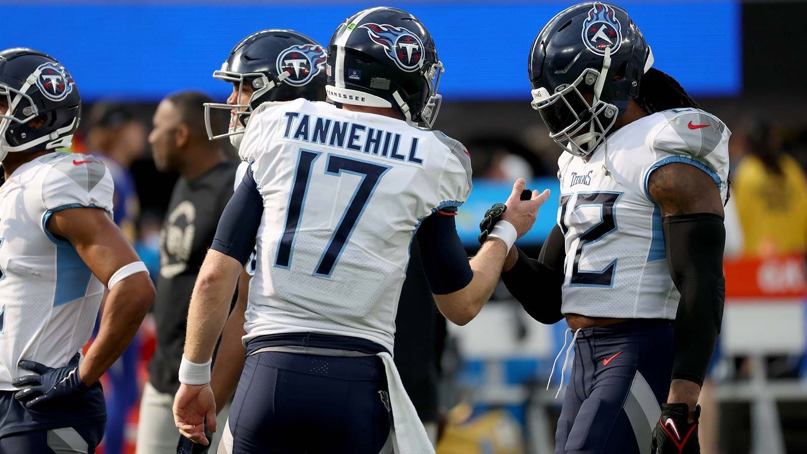 <strong>Tennessee Titans</strong><br>
                • Jahre seit dem jüngsten Playoff-Sieg: 5<br>• Datum des jüngsten Playoff-Siegs: 11. Januar 2020<br>• Runde: Divisional Round<br>• Gegner: Baltimore Ravens (28:12)