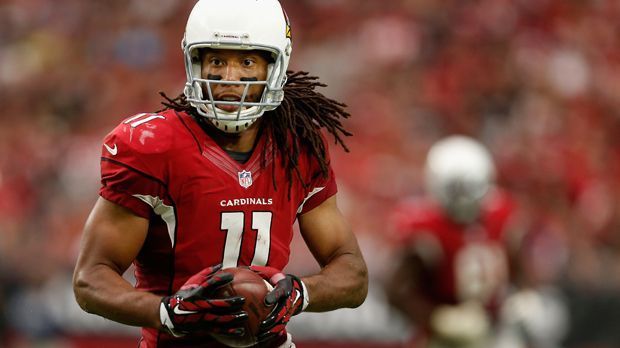 
                <strong>Arizona Cardinals</strong><br>
                Platz 6: Arizona Cardinals. Die Cardinals durften sich am vergangenen Spieltag über eine Bye-Week freuen. Larry Fitzgerald und Chris Johnson sorgen aktuell für die Arizona-Führung in der NFC West und bringen ihr Team auf die Überholspur. Am nächsten Spieltag wird sich gegen die Seahawks zeigen, wie stark das Team von Coach Bruce Arians wirklich ist.
              