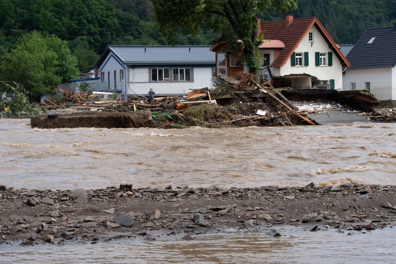 15.07.2021 Das Dorf Insul in Rheinland-Pfalz ist nach massiven Regenfällen und dem Hochwasser der Ahr weitestgehend überflutet.