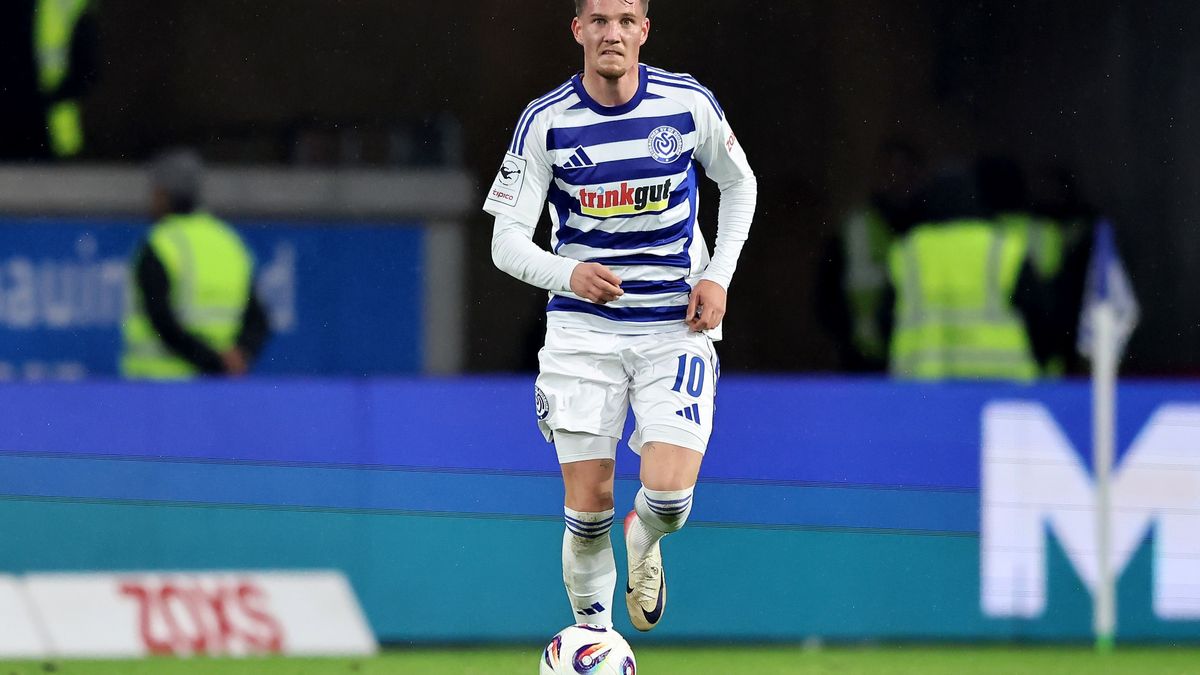 MSV Duisburg v Rot-Weiß Essen - 3. Liga