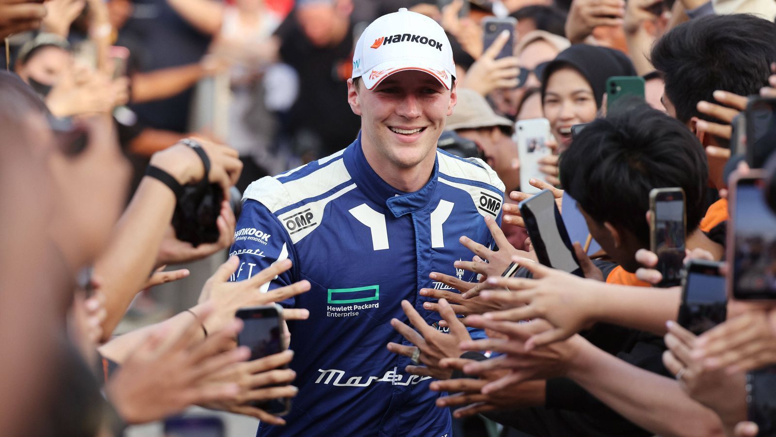 
                <strong>Platz 5: Maximilian Günther (Maserati)</strong><br>
                7. Platz in der Fahrerwertung - 78 PunkteNach dem sensationellen Jakarta-Wochenende geht die Punktejagd in Portland weiter! Durch Platz sechs im Rennen steht der deutsche Maserati-Fahrer jetzt bei 78 Punkten. Und das obwohl er von Sam Bird einmal hart abgedrängt wurde.
              