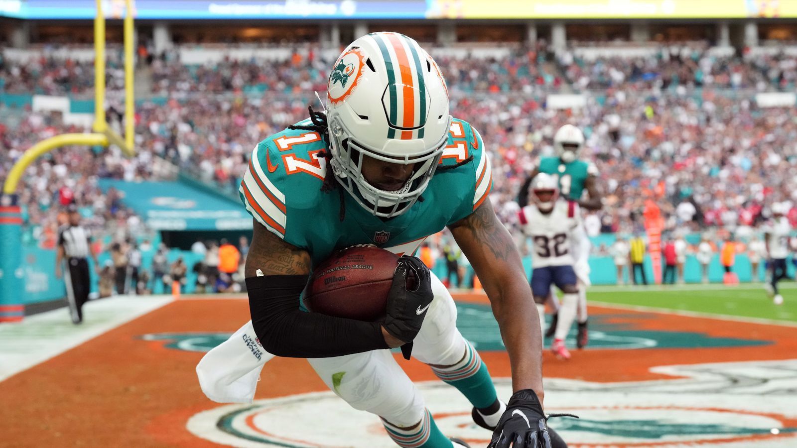 
                <strong>Platz 32: Miami Dolphins</strong><br>
                Pick-Anzahl im Draft 2023: 5Alle Picks: 52, 78, 85, 179, 241Wert (CAVOA): 440,3
              