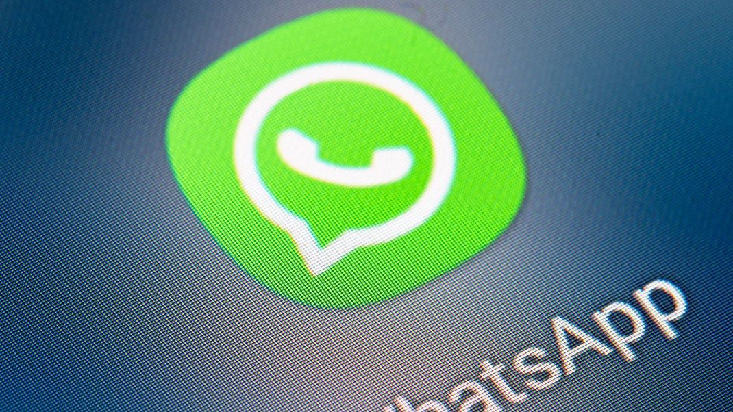 Könnte WhatsApp nun zur Kostenfalle werden? (Archivbild)