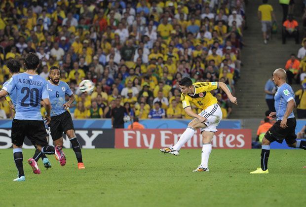 
                <strong>Kolumbien vs. Uruguay (2:0) - Rodgriguez erzielt Traumtor</strong><br>
                Es ist wohl das schönste Tor der Weltmeisterschaft: James Rodriguez schießt per Fernschuss zur Führung.
              