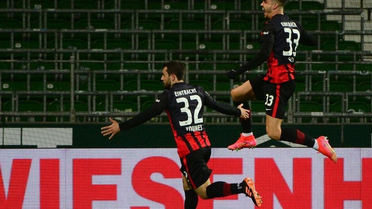 Jubelt Amin Younes (l.) bald wieder im DFB-Trikot?