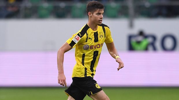 
                <strong>Julian Weigl</strong><br>
                Julian Weigl: Ihn könnte man wahrscheinlich auch nachts um vier Uhr wecken, auf den Platz stellen und er würde immer noch (fast) keinen Fehlpass spielen. ran-Note: 3
              