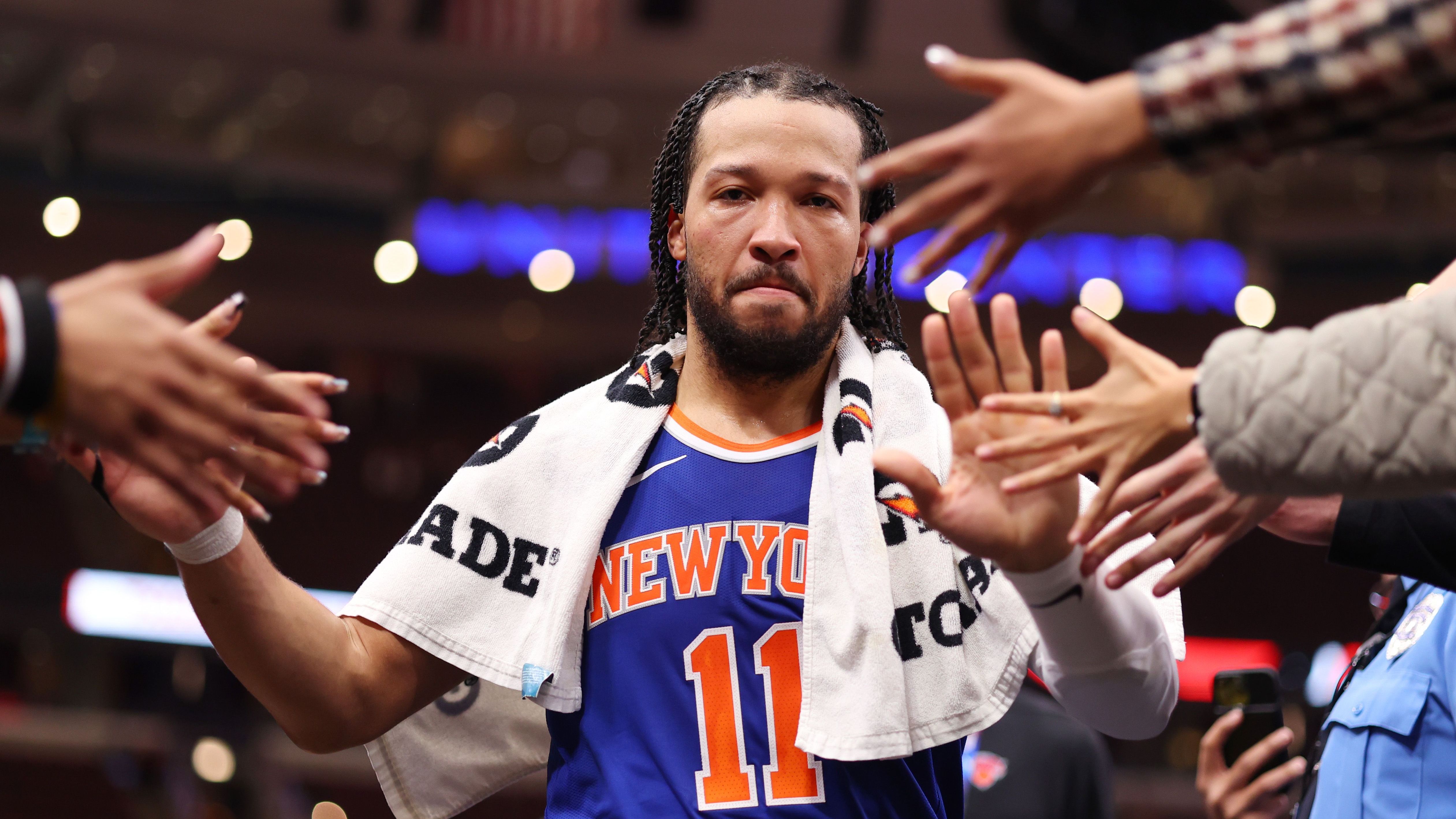 <strong>Eastern Conference: New York Knicks (#2) vs. Philadelphia 76ers (#7)</strong><br>Die New York Knicks sprangen am finalen Spieltag noch auf Platz zwei im Osten - ob das aber eine gute Idee war? Denn der Gegner in der ersten Playoff-Runde sind die Philadelphia 76ers, die sich in ihrem Play-In-Duell um den Nummer-7-Seed gegen die Miami Heat durchsetzten.