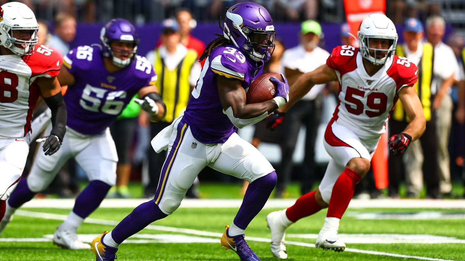 
                <strong>Delvin Cook (Running Back, Minnesota Vikings)</strong><br>
                Längster Run: 85 Yard-Touchdown
              