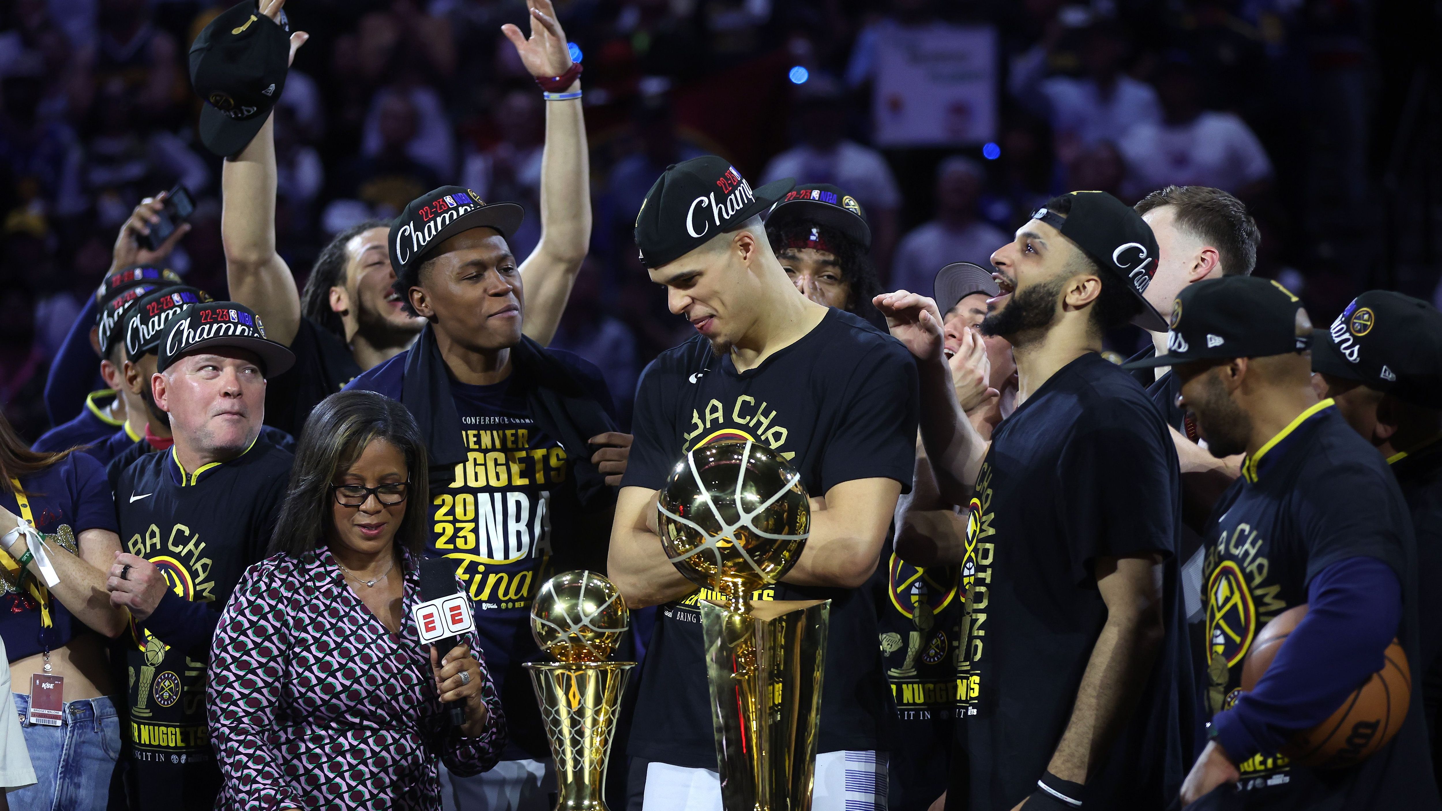 <strong>Postseason-Gehälter: Das verdienen die NBA-Teams in den Playoffs</strong><br>Gewinner der NBA-Finals: 4.775.940 Dollar