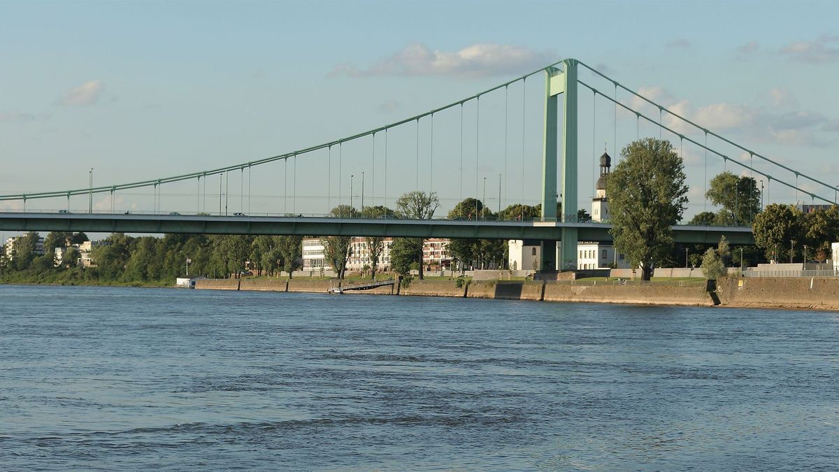 Mülheimer Brücke Köln