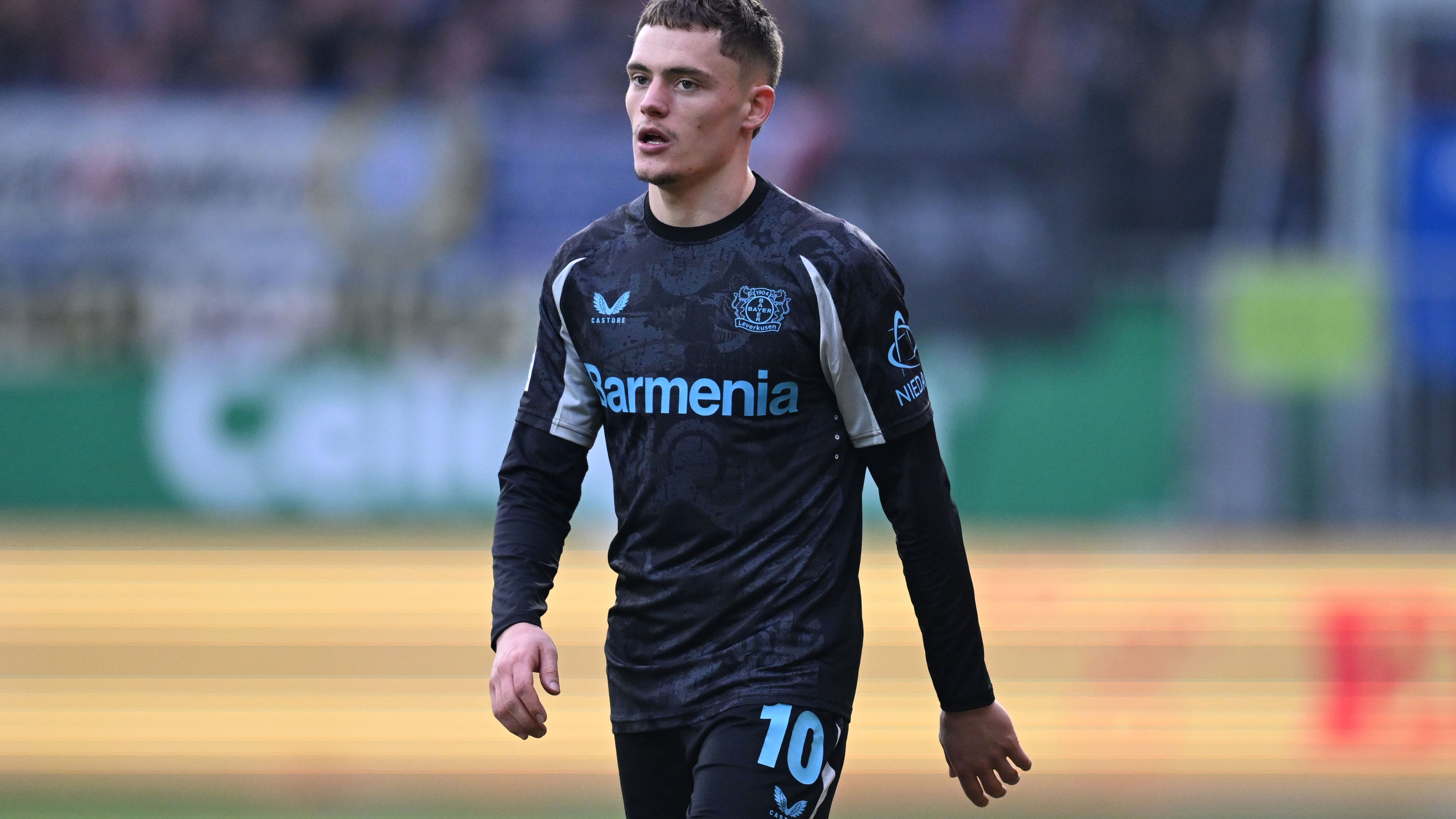 <strong>Florian Wirtz (Bayer Leverkusen)</strong><br>Branchini soll Wirtz und dessen Familie von einem Wechsel zu den Citizens überzeugen. Brisant dabei: Branchini, der immer wieder bei großen Transfers mitmischt und auch mit den Bayern seit 1992 regelmäßig zusammenarbeitet, ist mit Karl-Heinz-Rummenigge befreundet. Auch die Bayern wollen Wirtz, der bei Bayer noch einen Vertrag bis 2027 hat, verpflichten.