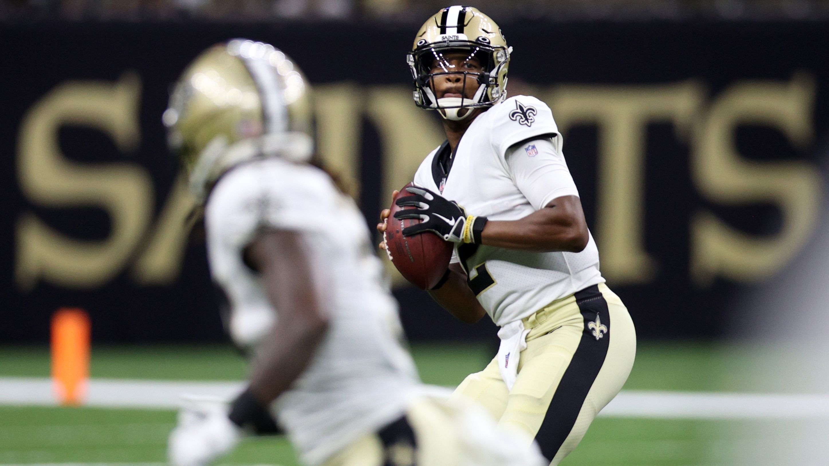 
                <strong>New Orleans Saints</strong><br>
                Captains: Noch nicht offiziell vermeldet.
              