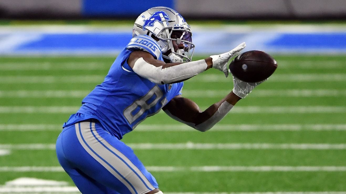 
                <strong>Quintez Sephus - Vierjahresvertrag</strong><br>
                Quintez Sephus wurde im letztjährigen Draft von den Lions in der fünften Runde ausgewählt und spielte anschließend eine ordentliche Rookie-Saison als vierter Receiver sowie bei den Special Teams. Mit 20 Receptions für 349 Yards und zwei Touchdowns wurde er zwar nicht oft eingesetzt, überzeugte dennoch mit seiner Fähigkeit, aus den kleinsten Möglichkeiten Big Plays zu generieren. Einige Experten trauen dem 23-Jährigen zu, in der kommenden Saison einen Schritt nach vorne zu machen und sich mehr Spielzeit zu sichern. Er steht bei den Lions noch drei weitere Jahre unter Vertrag und kann im Slot sowie als Outside-Receiver eingesetzt werden. Es würde nicht überraschen, wenn Sephus einer der ärgsten Konkurrenten während des Training Camps für St. Brown wird. 
              