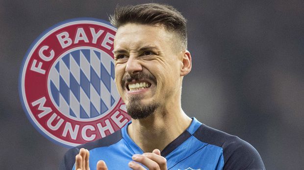 
                <strong>Sandro Wagner (FC Bayern München)</strong><br>
                Deal done! Stürmer Sandro Wagner kehrt zum FC Bayern München zurück. Der 30-Jährige wechselt von 1899 Hoffenheim zum deutschen Rekordmeister, für den er schon bis zum Sommer 2008 aktiv war. Laut "Sportbild" soll sich die Ablösesumme für den 1,94-Meter-Hünen auf 13 Millionen Euro belaufen. "Ich freue mich riesig. Eine lange Reise geht für mich zu Ende, ich komme wieder nach Hause zu meinem Verein, in meine Heimat. Ich bin sehr glücklich, dass alles geklappt hat. Bayern ist der beste Verein in Deutschland und einer der besten der Welt. Als das Angebot kam, musste ich nicht lange überlegen", zitiert der FCB Wagner auf seiner Homepage. Bei den Münchnern wird Wagnern mit der Rückennummer "2" auflaufen.
              