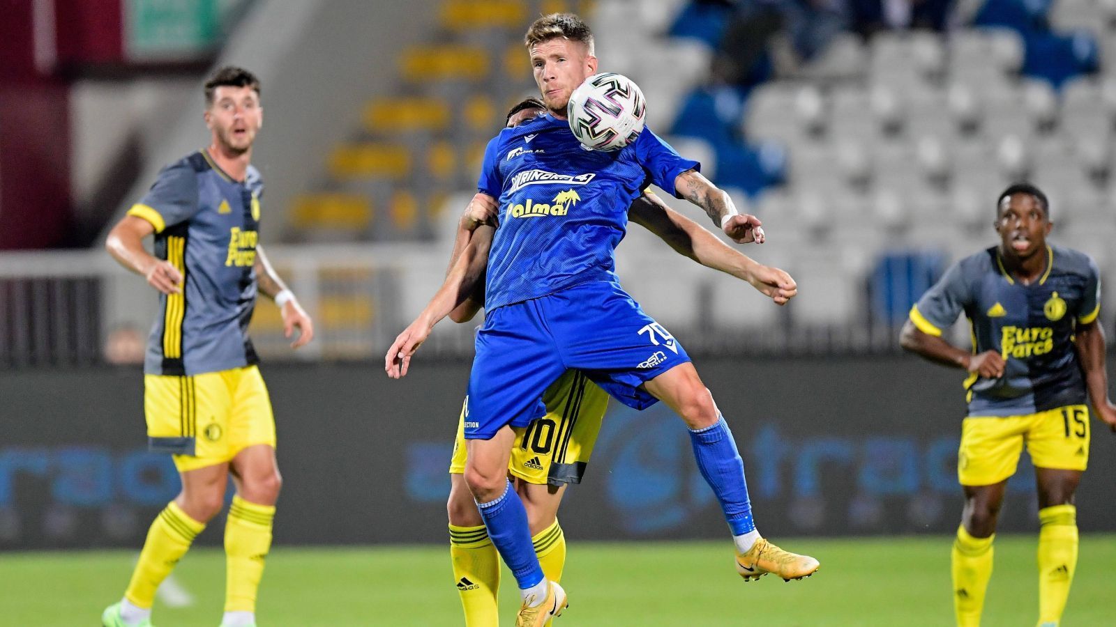 
                <strong>FC Prishtina (Kosovo)</strong><br>
                Der FK Prishtina ist amtierender Meister aus dem Kosovo, der ja erst seit relativ kurzer Distanz von der UEFA als eigener Verband anerkannt wird. Dementsprechend durfte der 13-malige Champion erst fünf Mal im Europapokal starten, in die Gruppenphase ging es nie. Im Quali-Duell gegen den norwegischen Überraschungsmeister Bodö/Glimt können die Kosovaren das ändern.
              