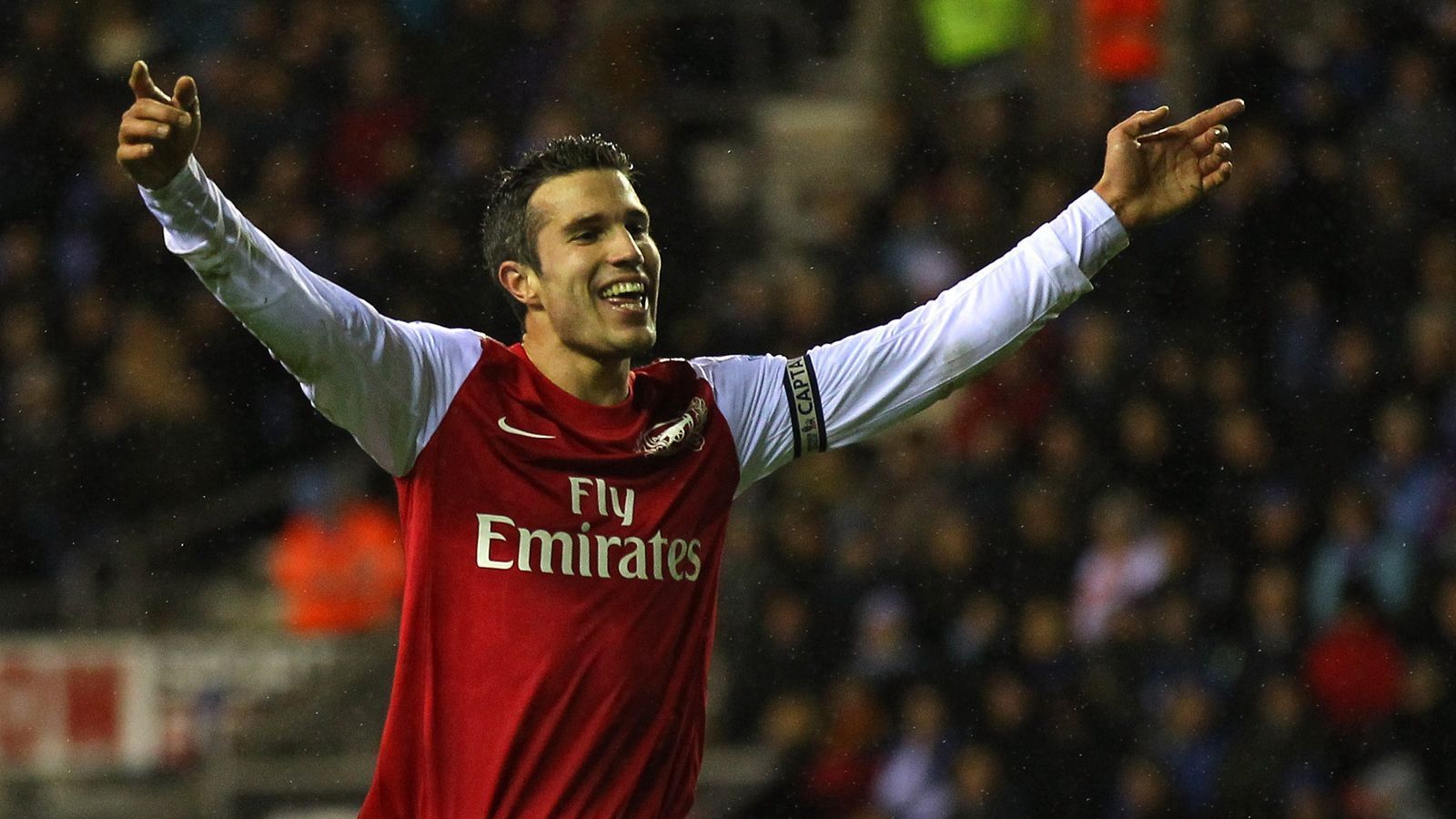 
                <strong>2012: Robin van Persie </strong><br>
                damaliger Verein: FC Arsenalaktueller Verein: Feyenoord RotterdamPosition: Stürmer
              