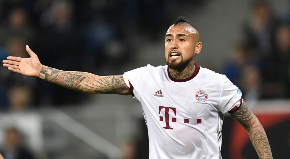 
                <strong>Arturo Vidal</strong><br>
                Arturo Vidal: Eine ungewohnt unauffällige Leistung lieferte Arturo Vidal ab. Der Chilene hatte in der ersten Hälfte ganz wenige Ballkontakte und fiel nur mit einer akrobatischen Flugeinlage in der 14. Minute auf, die aber nicht mit einem Tor belohnt wurde. Vidal steigert sich im Spielverlauf, die ganz großen Momente blieben aber aus. ran-Note: 3
              