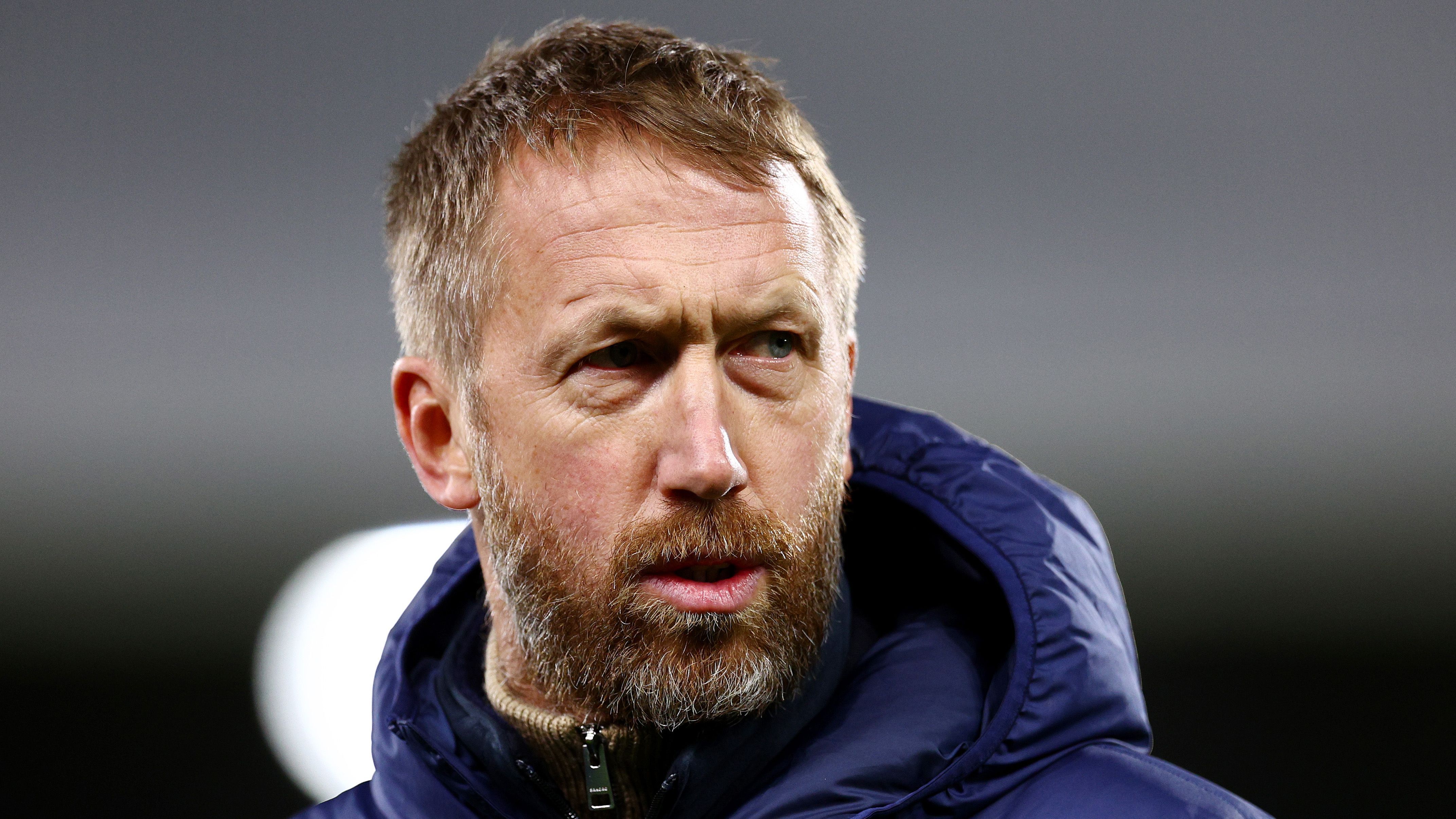 
                <strong>Die Trainer-Kandidaten des FC Chelsea</strong><br>
                Die Suche nach einem Nachfolger für den vom FC Chelsea entlassen Trainer Graham Potter spitzt sich offenbar zu. Mit mehreren Trainern soll bereits verhandelt worden sein. ran nennt die möglichen Trainerkandidaten der Londoner, die aktuell interimsweise von Frank Lampard trainiert werden. (Stand: 13. Mai 2023)
              