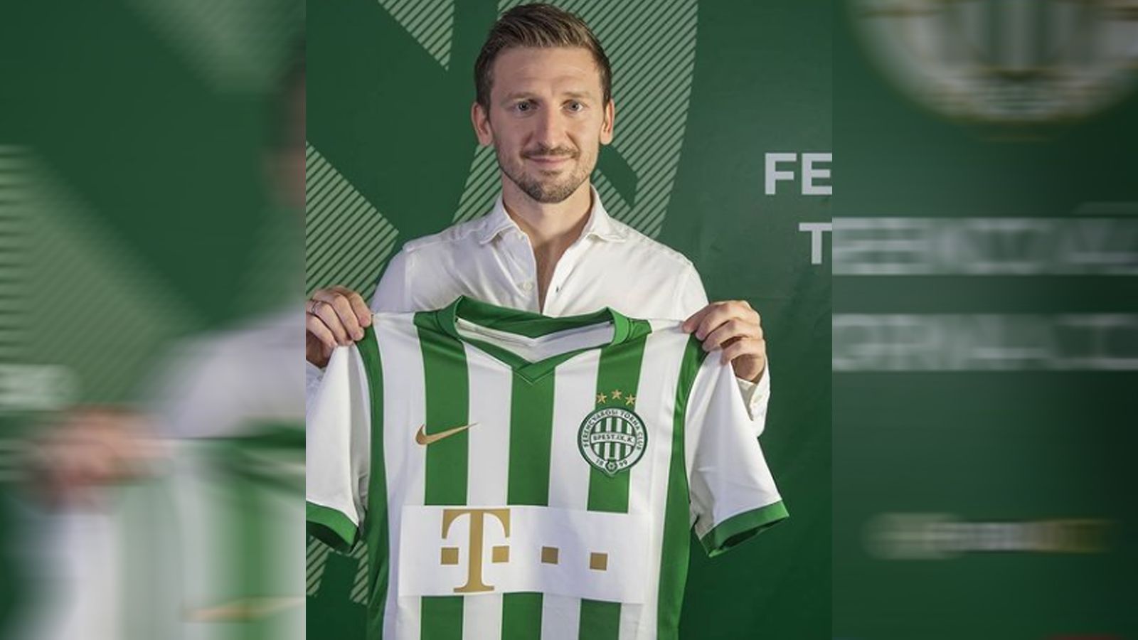 
                <strong>Marko Marin (Ferencvaros Budapest)</strong><br>
                Nun also Ungarn! Der einst als "German Messi" gefeierte Marin wagt ein neues Abenteuer bei seinem mittlerweile zwölften Klub und heuert in Ungarn beim dortigen Serienmeister Ferencvaros Budapest an. Beim aktuellen Europa-League-Teilnehmer aus Ungarns Hauptstadt, der zuletzt zum Auftakt der Gruppenphase nur mit 1:2 bei Bayer Leverkusen verlor, wird Marin künftig von Peter Stöger gecoacht. Durch die späte Verpflichtung wird Marin im Herbst 2021 aber nur national für Ferencvaros auflaufen, in der Europa League kann der bereits gemeldete Kader erst im Winter wieder verändert und Marin gegebenenfalls nachgemeldet werden.
              