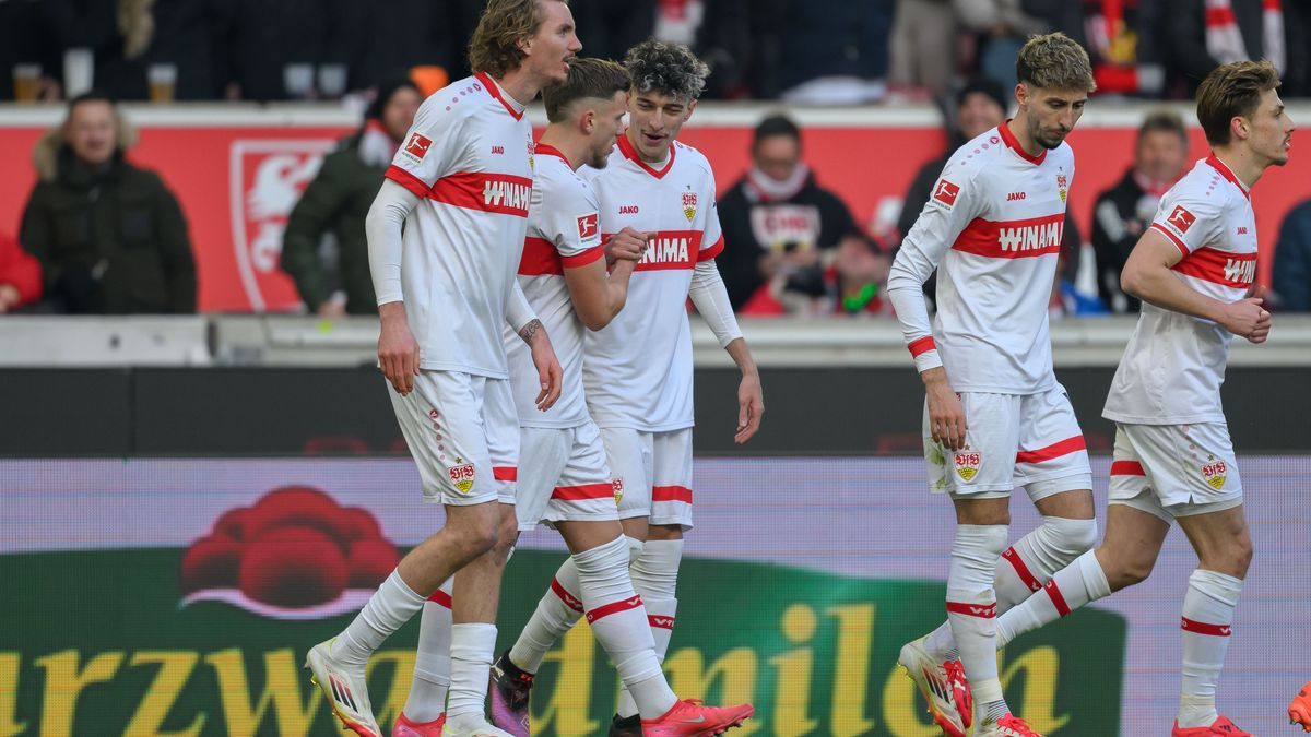 VfB Stuttgart v Sport-Club Freiburg - Bundesliga