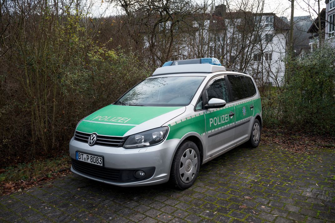 Einsatz im Wohngebiet: Über Tage suchte die Polizei nach der Vermissten.