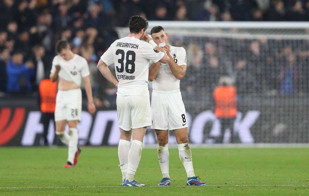 Der SC Freiburg trauert der vergebenen Chance hinterher