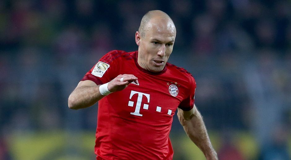 
                <strong>Platz 5: FC Bayern München</strong><br>
                Platz 5: FC Bayern München mit 1,5 Millionen verkauften Trikots (ein Plus von 40 Prozent). Mit dem Flock von Publikums-Liebling Arjen Robben wurden die meisten Jerseys bedruckt, im Spieler-Ranking schaffte es der Niederländer aber nicht unter die Top 10. 
              