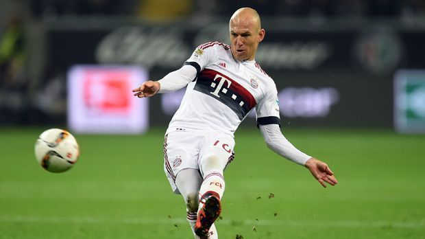 
                <strong>Arjen Robben</strong><br>
                Arjen Robben: Vor der Pause hatte der Niederländer die beste Chance der Münchner nach einem Volleyschuss mit rechts. Dieser ging nur knapp am Tor vorbei. Nach der Halbzeit ergab sich für Robben per Kopf eine zweite gute Möglichkeit, die er aber auch nicht nutzen konnte. ran.de-Note: 4
              