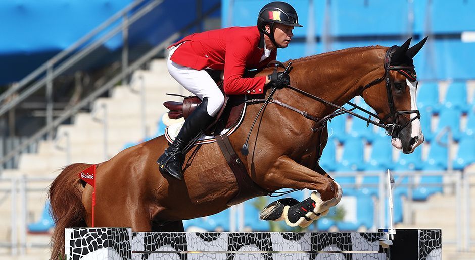 
                <strong>Reiten</strong><br>
                Aufgrund einer möglichen Zikavirus-Infektion ist davon abzusehen, dass schwangere Frauen in diesem Jahr bei den Olympischen Spielen teilnehmen. Vor vier Jahren war die Schützin Suryani Taibi allerdings im achten Monat schwanger. Für Pferde gilt hingegen eine andere Regel: Stuten dürfen nur in den ersten vier Monaten ihrer Trächtigkeit eingesetzt werden.
              