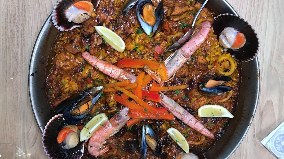 Paella Mixta