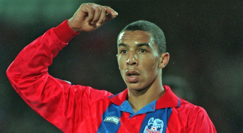 
                <strong>Crystal Palace: Chris Armstrong - 24 Tore</strong><br>
                Crystal Palace: Chris Armstrong - 24 PL-Tore
              