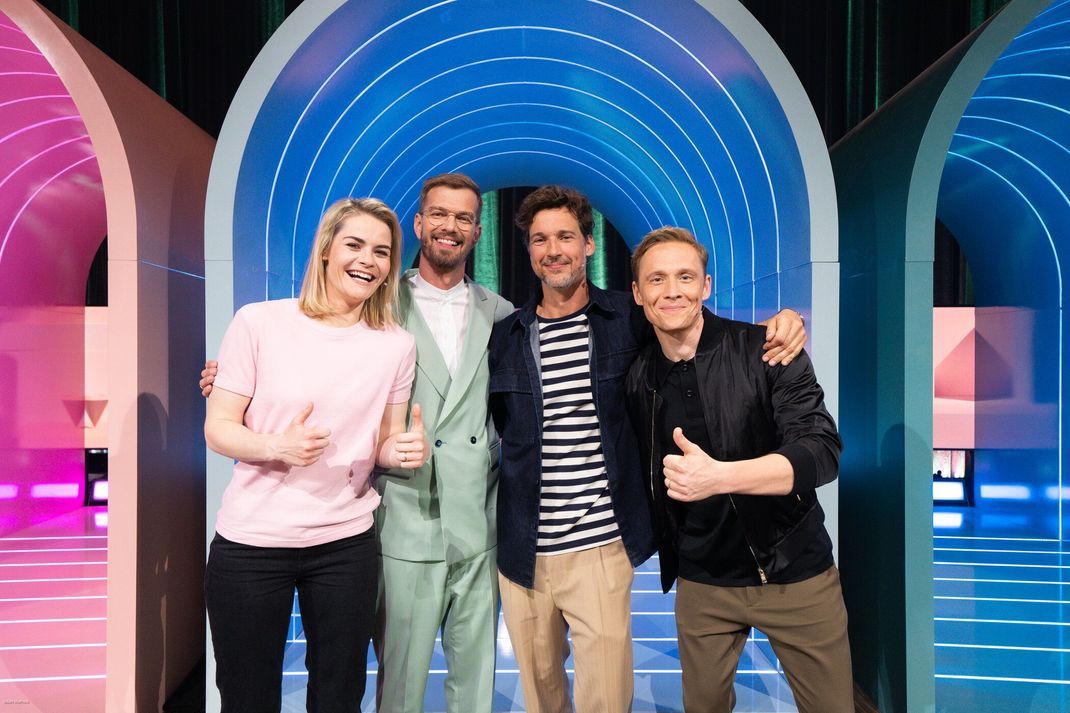 Hazel Brugger, Joko Winterscheidt, Florian David Fitz und Matthias Schweighöfer in der neuen Staffel von "Wer stiehlt mir die Show?" 