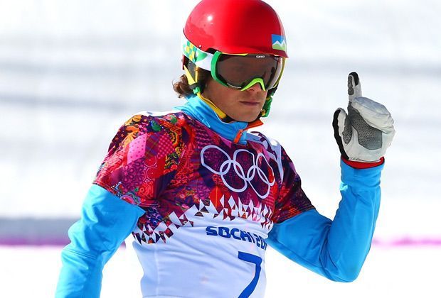 
                <strong>Snowboard, Parallel-Slalom, Herren: Silber - Zan Kosir - Slowenien</strong><br>
                Erst im Finale muss sich Zan Kosir geschlagen geben. Der Slowene kann sich dennoch über Rang zwei und Silber freuen - nur elf Hundertstelsekunden hinter dem Sieger.
              