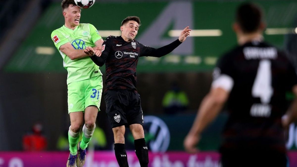 Yannick Gerhardt (l.) bleibt ein Wolf
