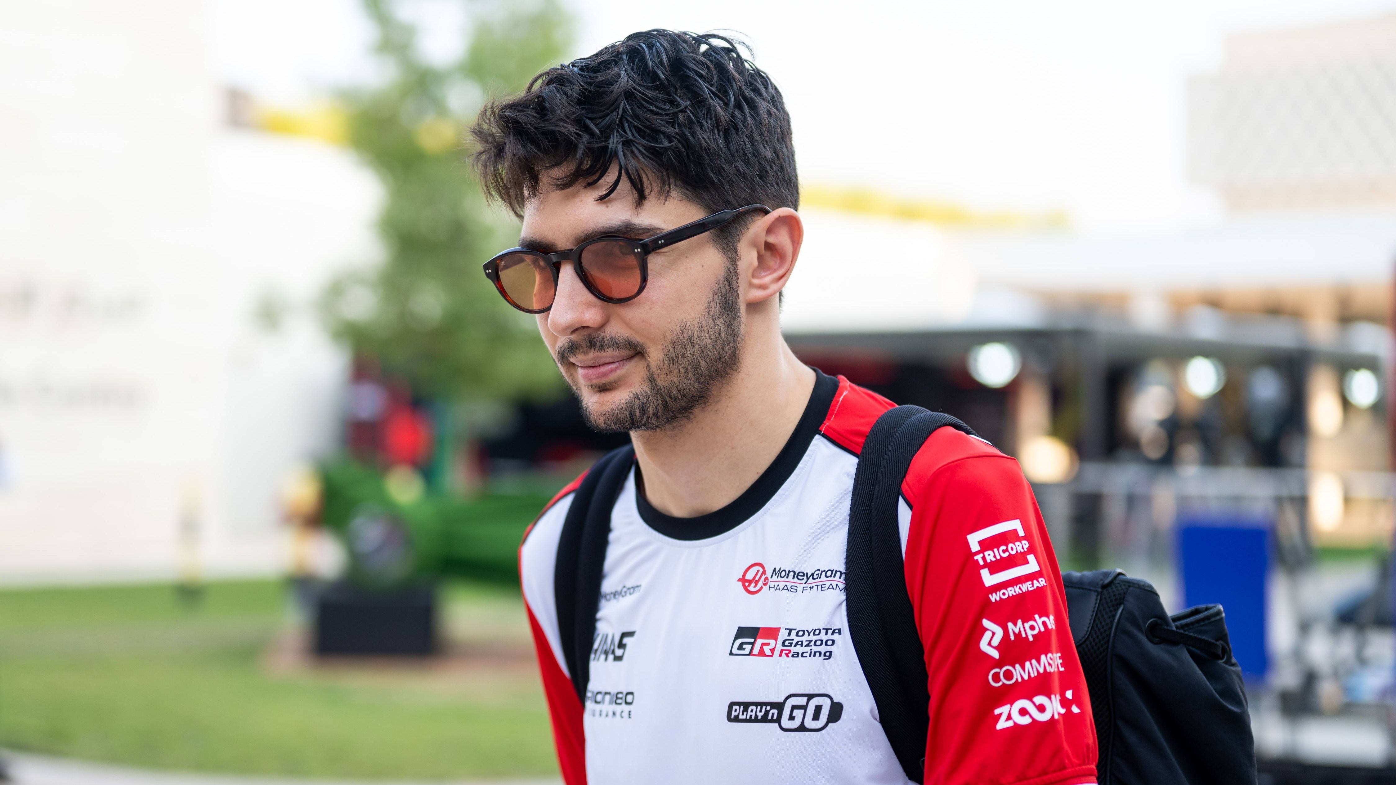 <strong>Esteban Ocon - MoneyGram Haas F1 Team</strong><br>Vertrag bis: 2027<br>Gehalt: 7 Millionen<br>Alter: 29