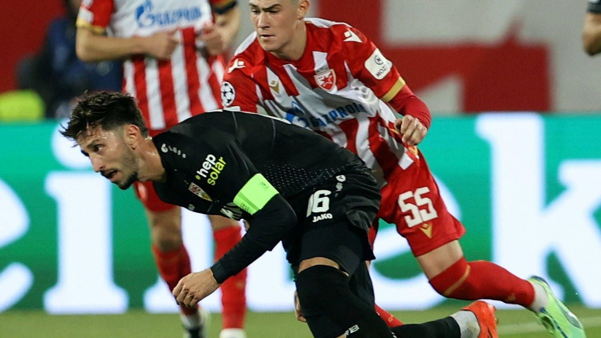 27.11.2024 Belgrade(Serbia) FK Crvena Zvezda-VfB Stuttgart Champions League men s football Atakan Karazor (front) VfB Stuttgart , Andrija Maksimovic(behind) Crvena Zvezda(Red Star) :S.Sandic