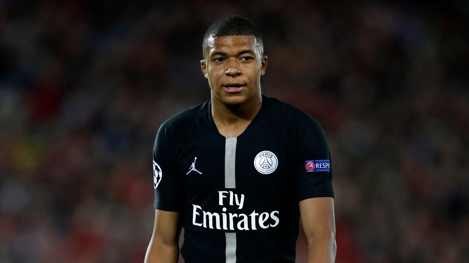 
                <strong>Platz 9: Kylian Mbappe</strong><br>
                Verein: Paris St. GermainBrutto-Gehalt: 1,73 Millionen Euro monatlich
              