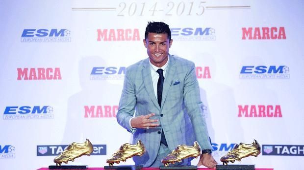 
                <strong>Cristiano Ronaldo (Real Madrid)</strong><br>
                1993 begann Ronaldo beim C.F. Andorinha das Fußballspielen. Dort machte er sich in kürzester Zeit landesweit einen Namen und wechselte nach zwei Jahren zum C.D. Nacional. Zum absoluten Superstar entwickelte sich Ronaldo ab der U17 bei Sporting Lissabon, für die er ab 1997 auf Torejagd ging. 
              