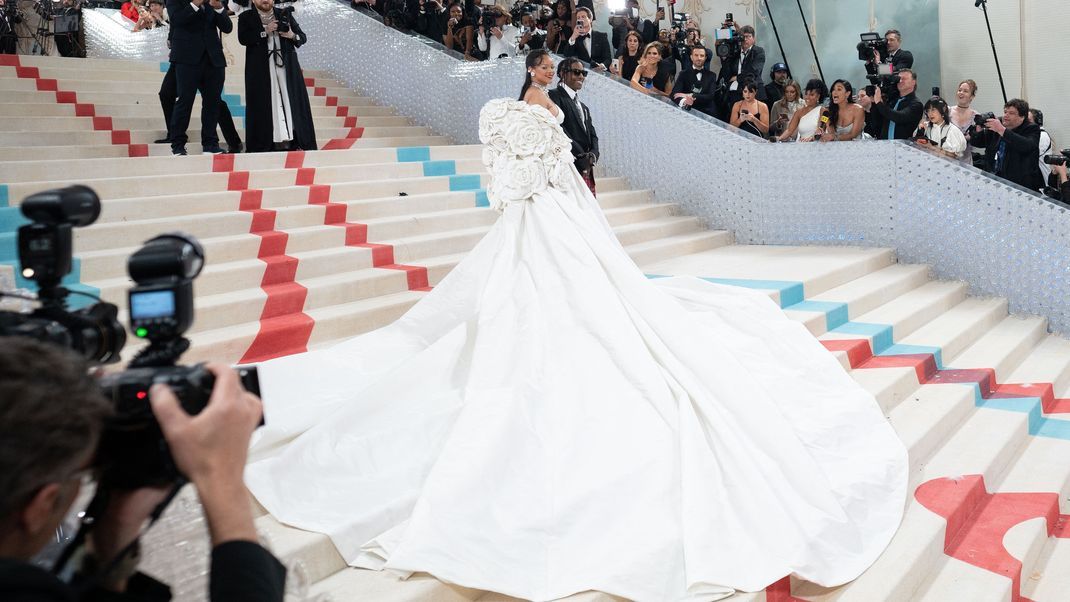 Rihanna und A$AP Rocky auf der Met Gala 2023 im Metropolitan Museum of Art