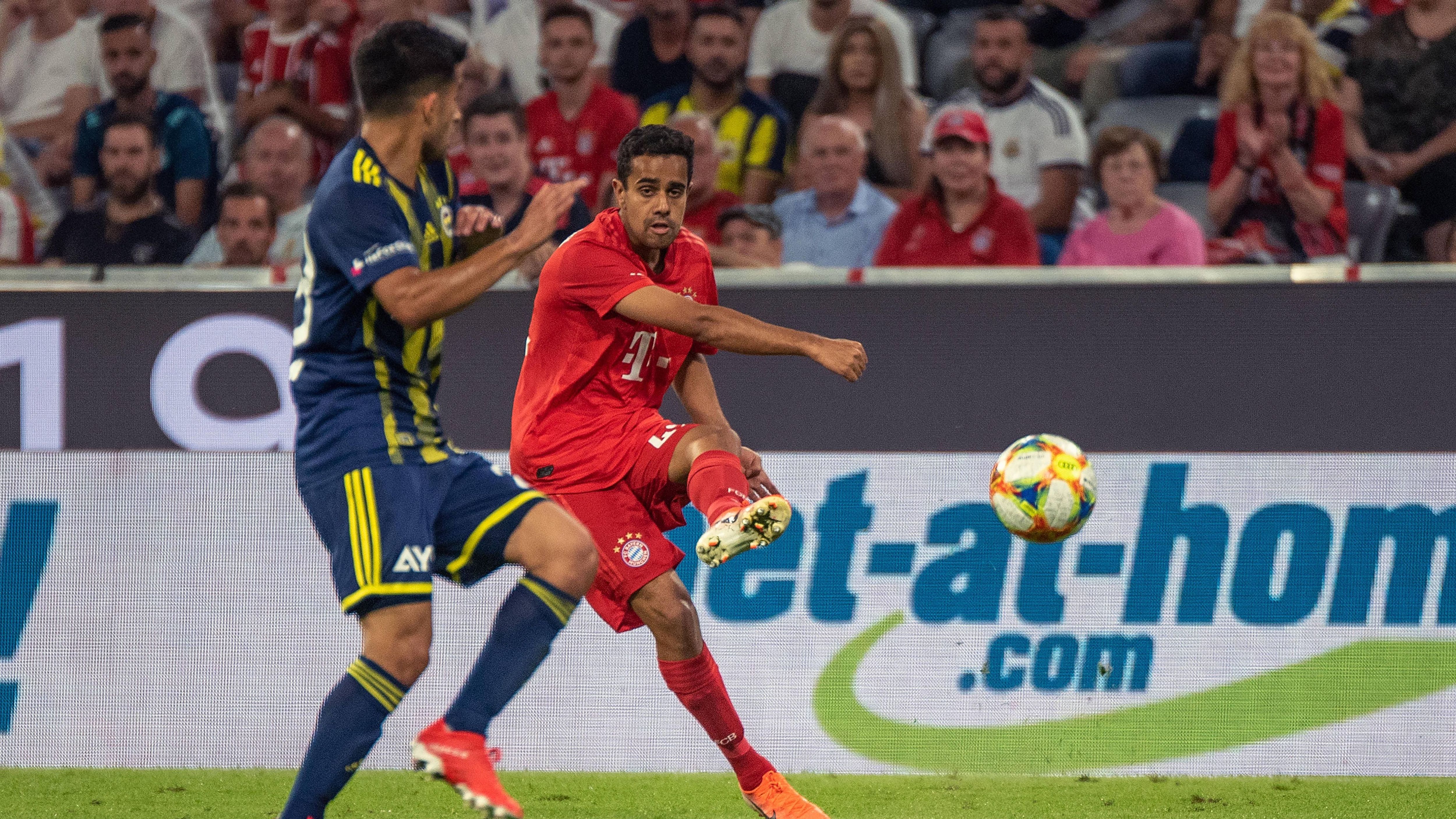 
                <strong>Sarpreet Singh</strong><br>
                Durfte 30 Minuten Profi-Luft schnuppern. Trug sich zehn Minuten vor dem Ende fast noch als Torschütze ein, doch eine starke Harun-Parade verhinderte den Treffer. ran-Note: 3
              