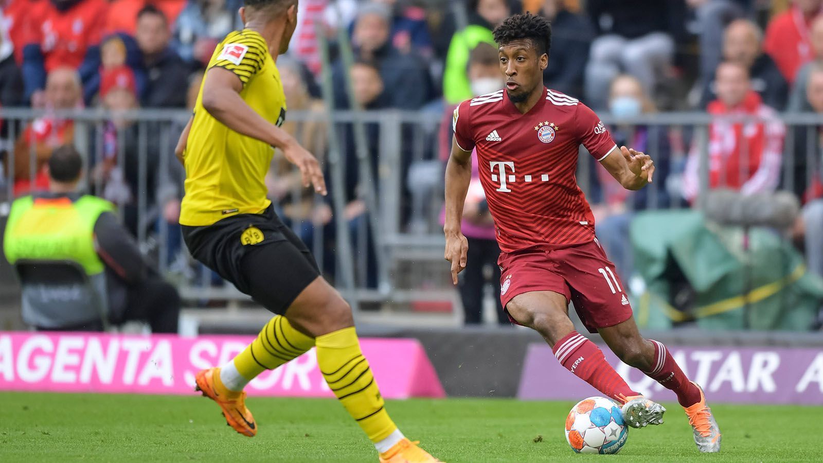 
                <strong>Kingsley Coman</strong><br>
                Kurzfristig doch noch fit geworden und scheinbar im Vollbesitz seiner Kräfte, wie zahlreiche Sprints zu Beginn zeigen. Gemeinsam mit Davies belebt er die linke Seite ungemein. Ein steter Unruheherd, der mit wenigen Millimetern im Abseits das zweite Bayern-Tor zunächst verhindert. Mit fortschreitender Spieldauer ist ihm anzumerken, dass er nicht bei 100 Prozent ist. ran-Note: 3
              