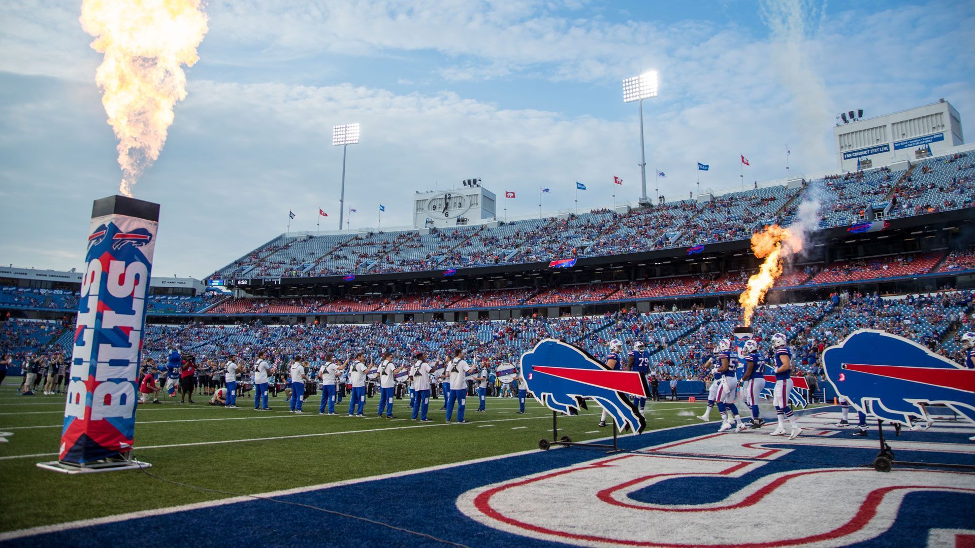 
                <strong>Platz 6 (geteilt): Buffalo Bills</strong><br>
                &#x2022; Stadion: Highmark Stadium<br>&#x2022; Preis für ein kleines Bier: 11 Dollar <br>
              