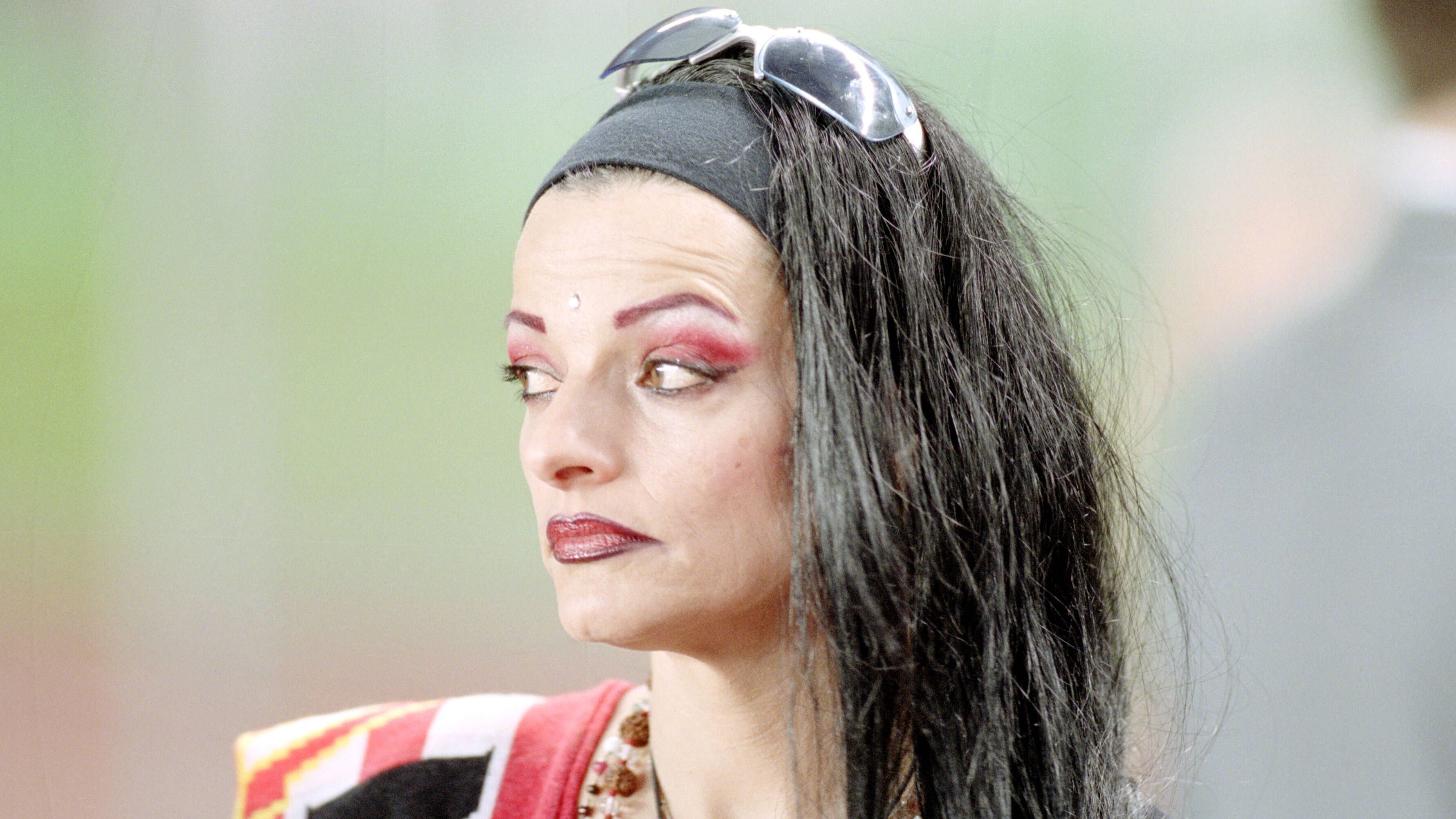 <strong>Union Berlin: Nina Hagen</strong><br>Die Stimme von Nina Hagen begleitet Union Berlin nun schon über ein Vierteljahrhundert. Einst war sie es, die die Fan-Hymne "Eisern Union!" sang und dieser Kult-Song ist bis heute untrennbar mit den Köpenickern verbunden. Am 24. August 1998 wurde die Hymne bei einem Promo-Termin Hagens im "Stadion an der Alten Försterei" vorgestellt.