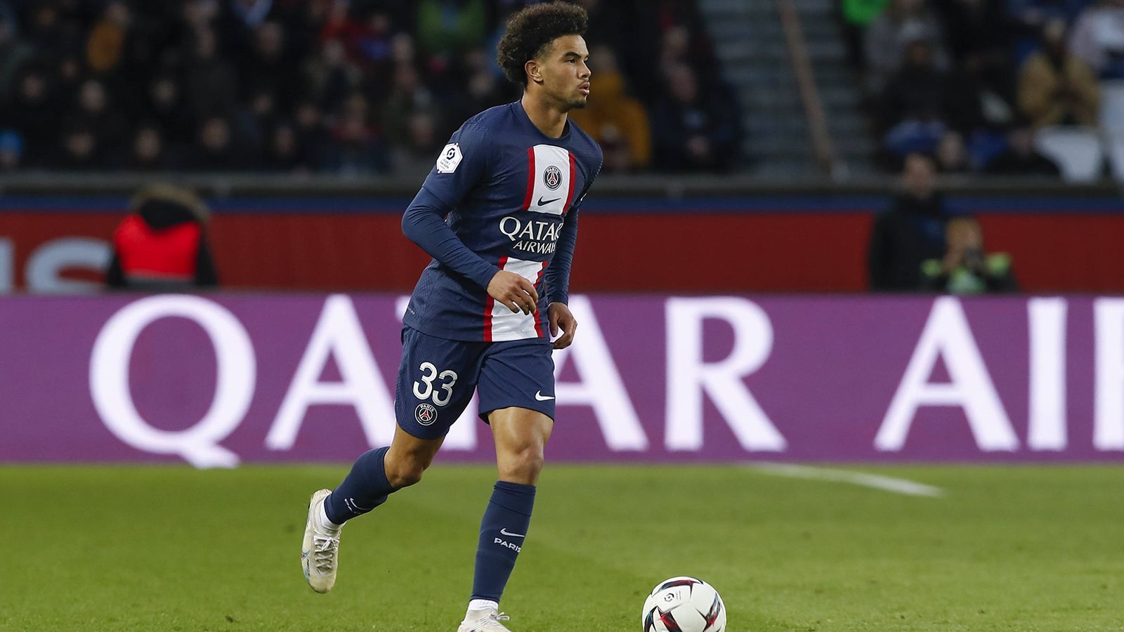 
                <strong>Ligue 1</strong><br>
                &#x2022; Warren Zaire-Emery<br>&#x2022; Eingesetzt am: 6. August 2022<br>&#x2022; Damaliges Alter: 16 Jahre, 4 Monate, 29 Tage<br>&#x2022; Verein: Paris Saint-Germain<br>
              