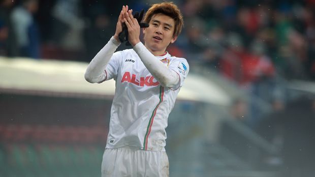 
                <strong>FC Augsburg</strong><br>
                Platz 11: FC Augsburg. Ausgaben: 12,7 Millionen Euro - Top-Transfer: Ja-Cheol Koo (5 Millionen Euro/FC Augsburg).
              