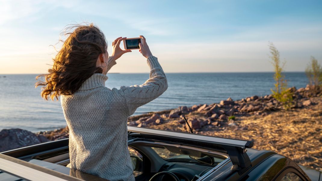 Auch Deutschland hat viele attraktive Reiseziele zu bieten, die sich super mit dem Auto erkunden lassen.