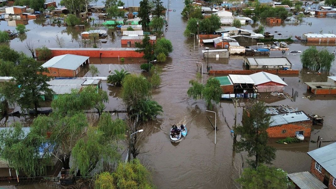 Argentinien steht unter Wasser.