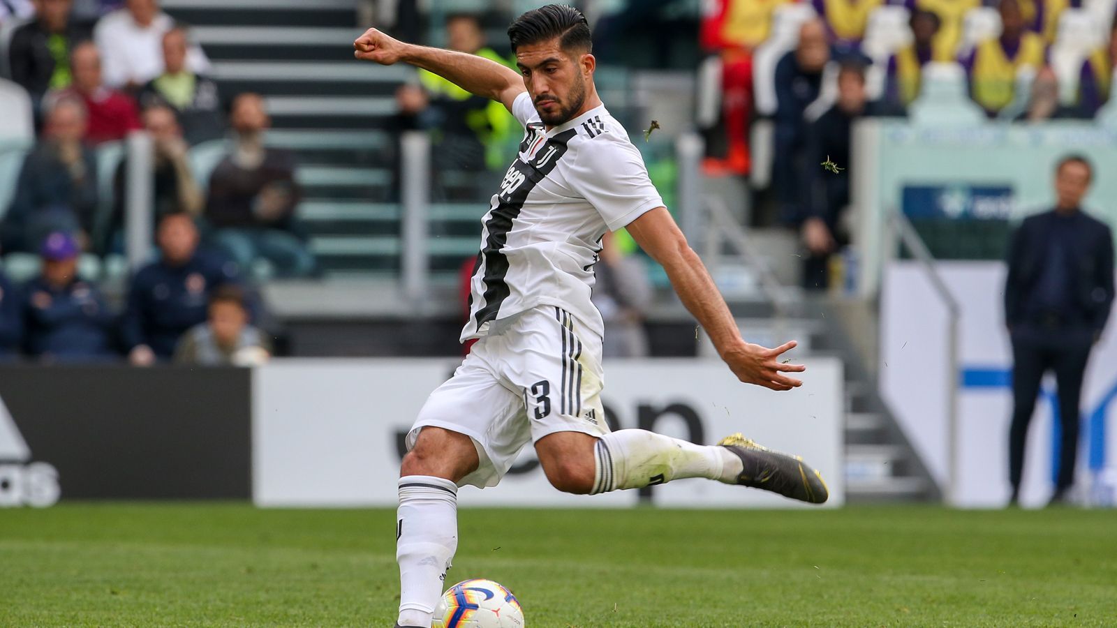 
                <strong>Platz 15 - Emre Can (Juventus Turin)</strong><br>
                Marktwert: 40 Millionen EuroAlter: 25 JahrePosition: Defensiver Mittelfeldspieler
              