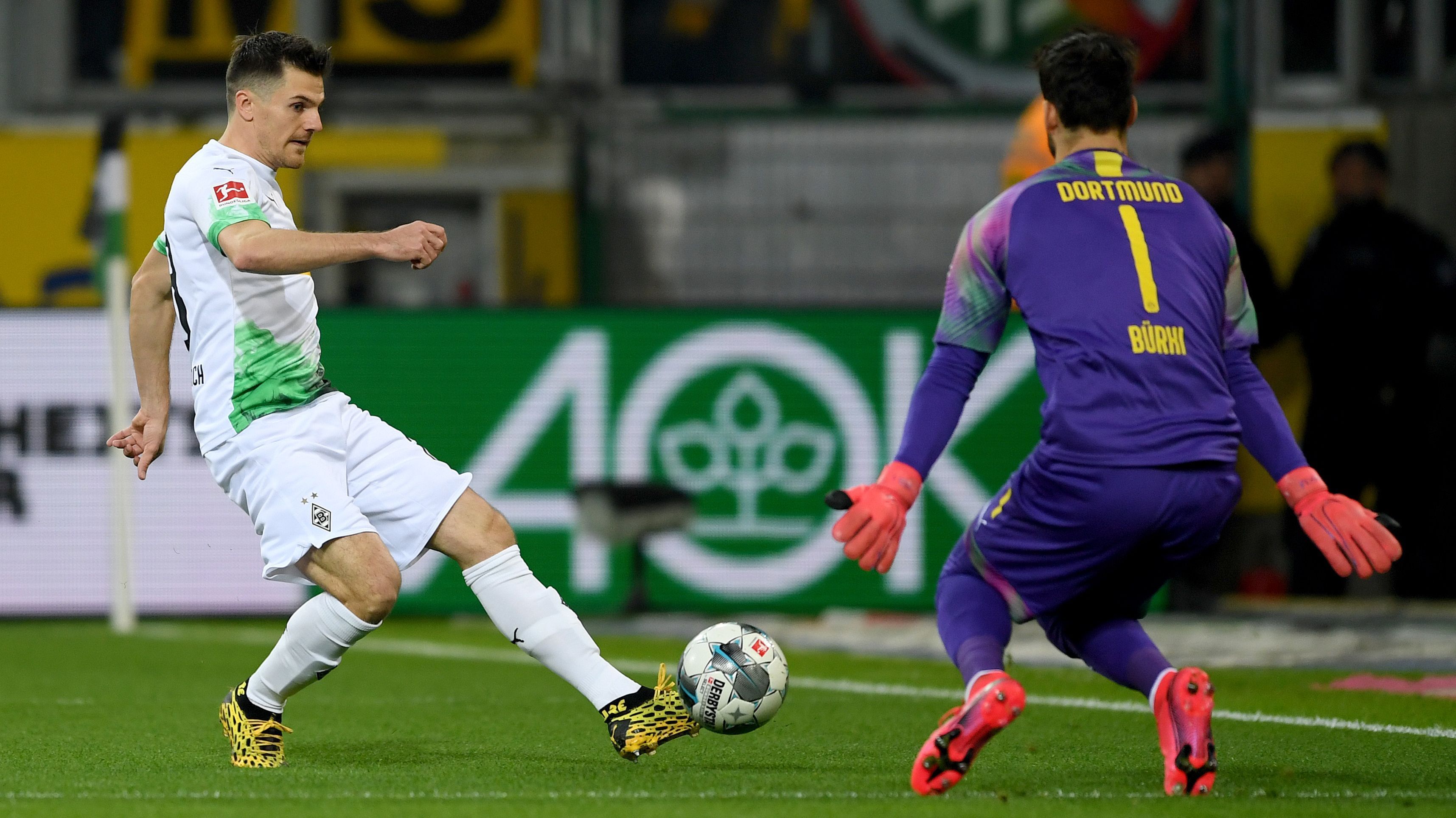 
                <strong>1. Spieltag: Borussia Dortmund - Borussia Mönchengladbach</strong><br>
                Termin: 18.09. - 21.09.
              