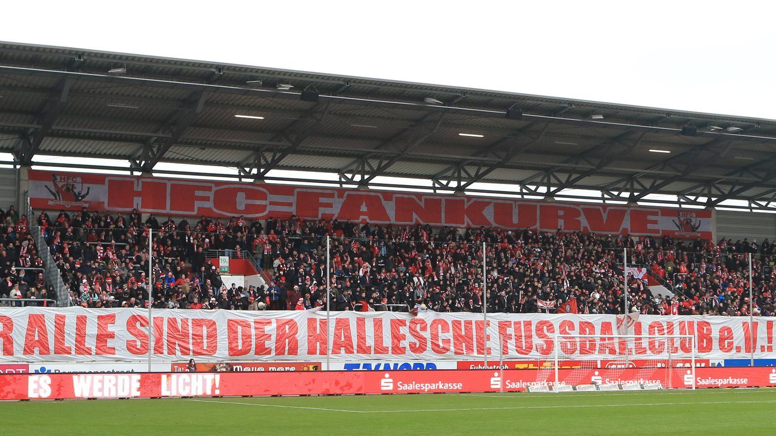 
                <strong>Platz 10: Hallescher FC</strong><br>
                Durchschnittliche Zuschauerzahl: 7286Gesamt: 65.574
              